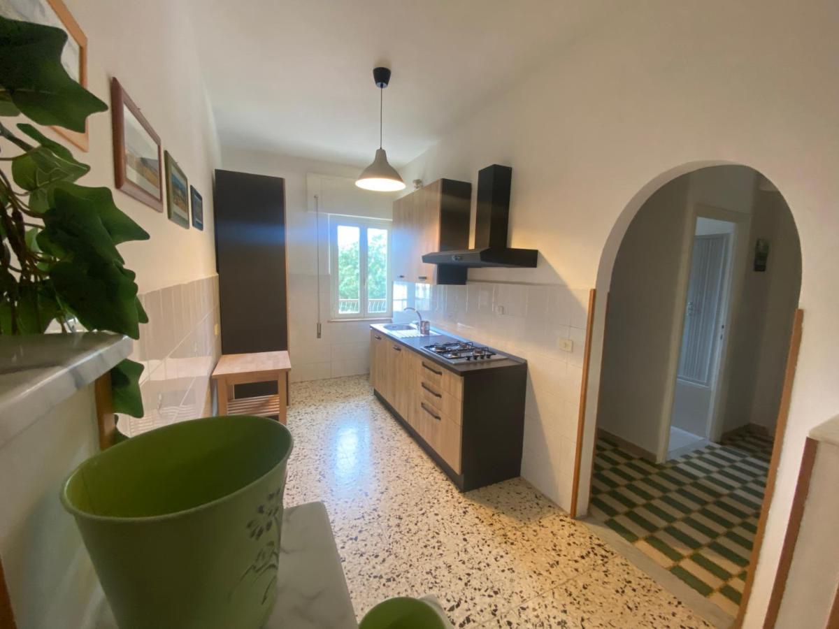 Appartamento Centrale Santa Marinella Luaran gambar