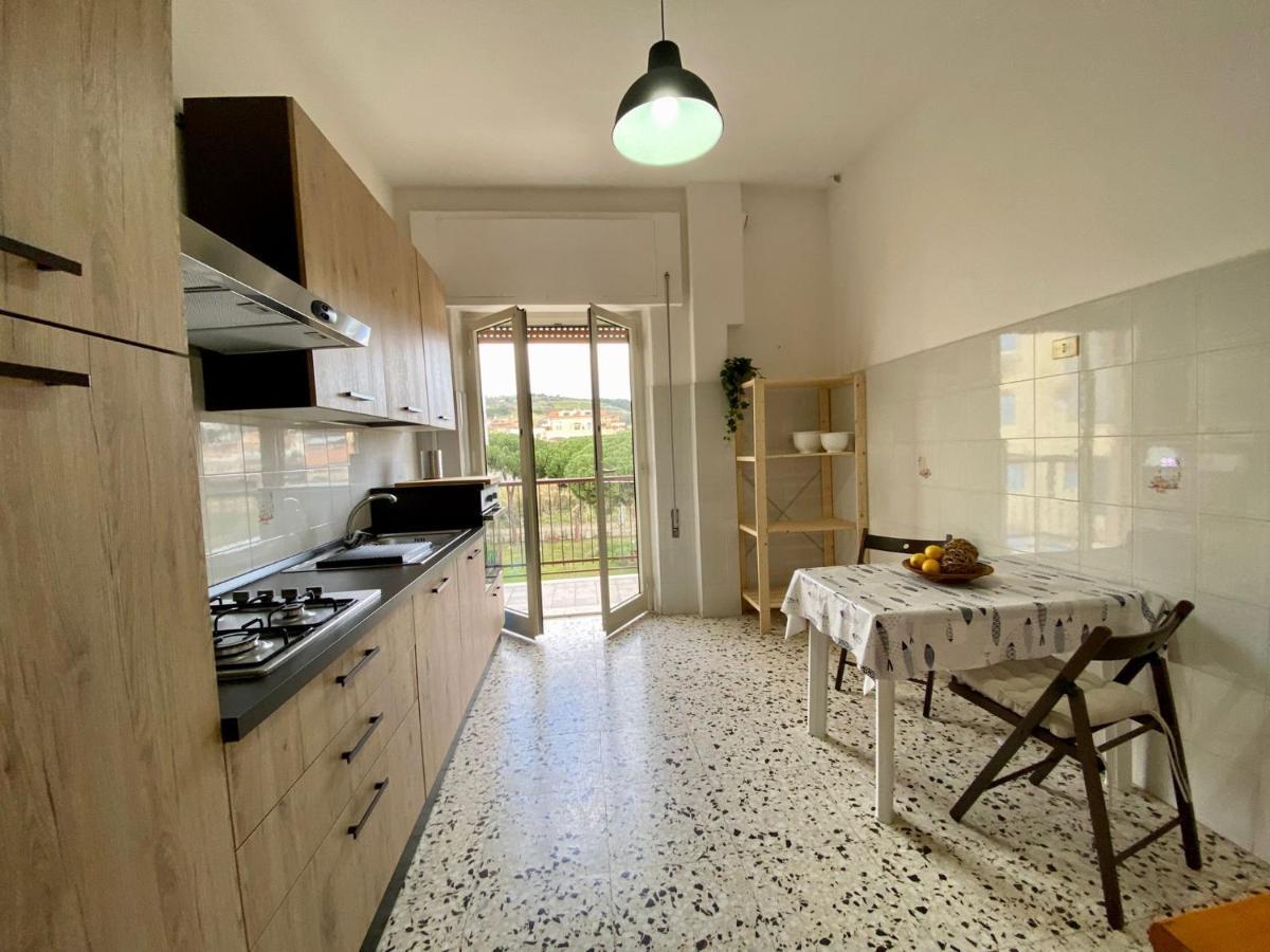 Appartamento Centrale Santa Marinella Luaran gambar