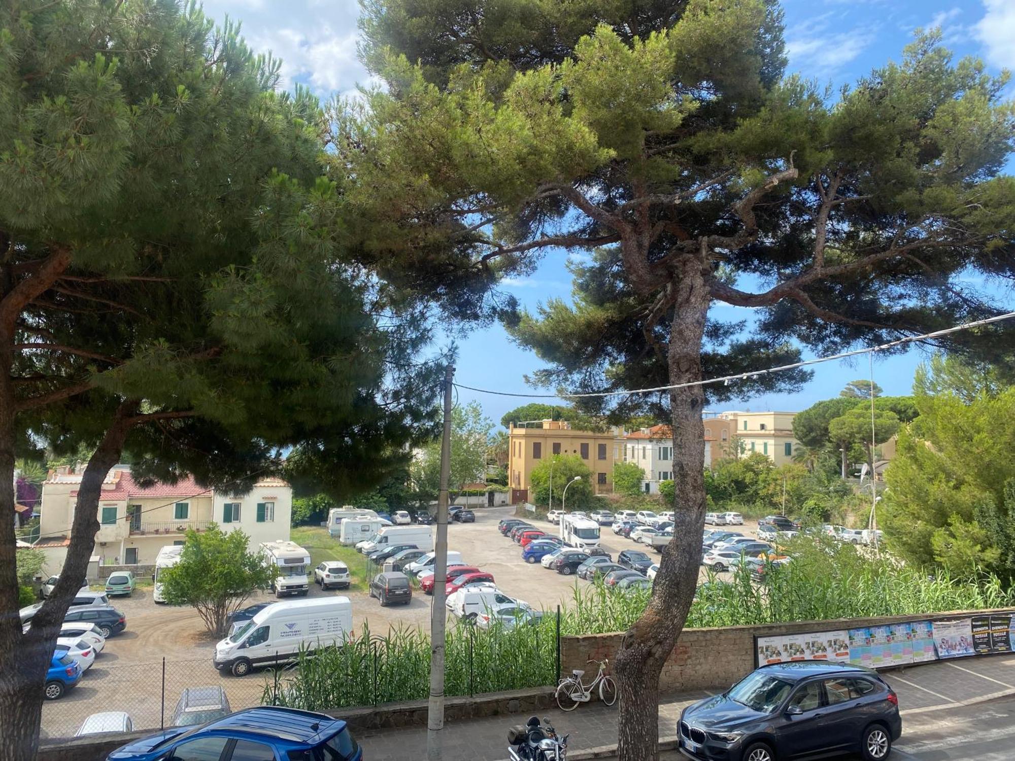 Appartamento Centrale Santa Marinella Luaran gambar